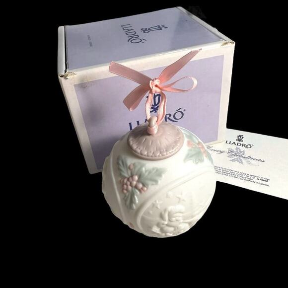 VTG Lladro Bola Navidad 1994 Christmas Ornament Porcelain Ball Collectible Spain - Picture 1 of 16